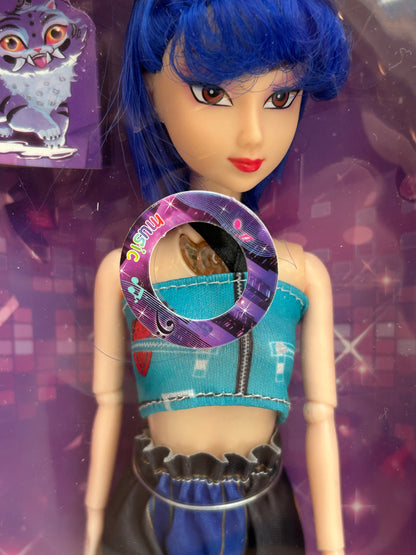 Muñeca Cantarina Zoey Kpop Demon Hunters